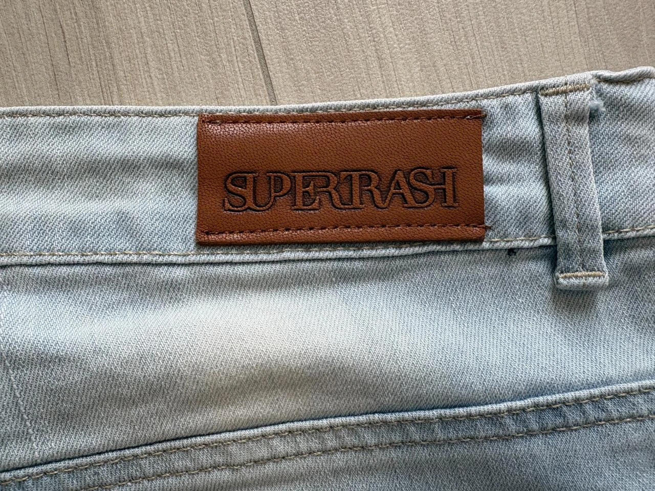 SuperTrash short jeans – modelo Pacha Super Light Vintage – tamanho 32 – 5 bolsos – photo 7
